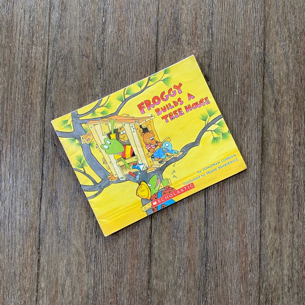 4/$10 Scholastic Froggy Builds A Tree House children’s book